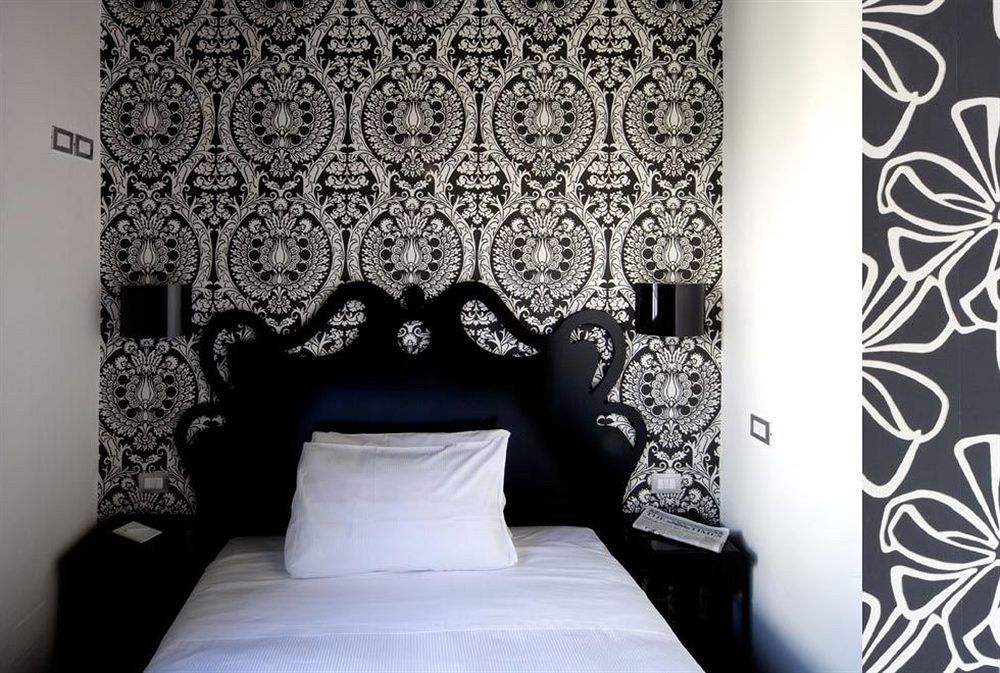 Universo - Wtb Hotel 3*