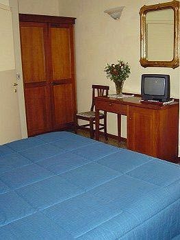 Bellevue House 3* Florence