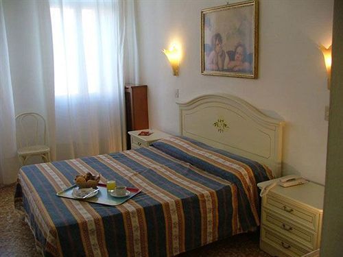 Airone Hotel