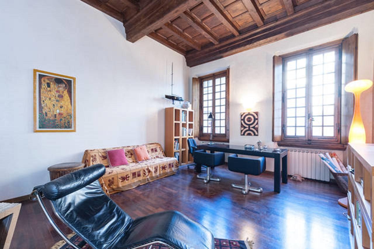 Tornabuoni Apartment