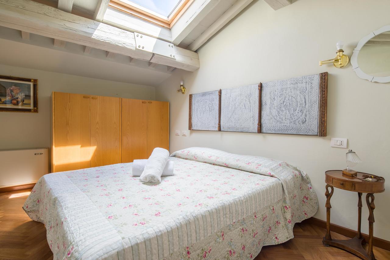Tornaquinci Palace Apartment Florenz