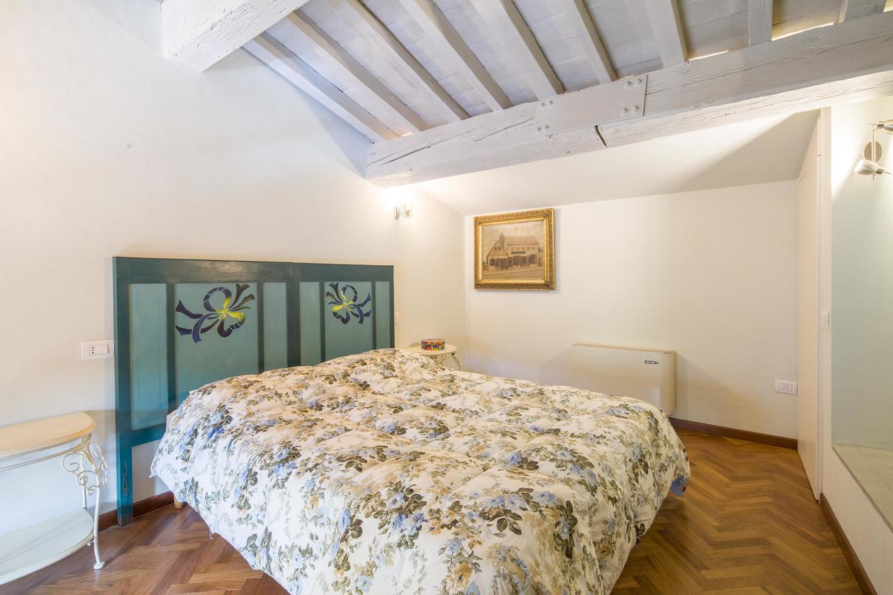 Tornaquinci Palace * Florenz
