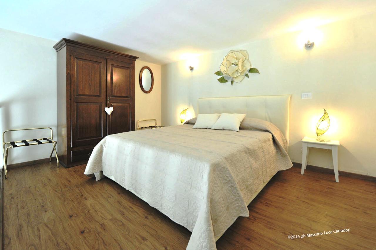 Charming Cavour Heart Of Apartamento Florença
