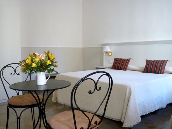 Hotel Canada *