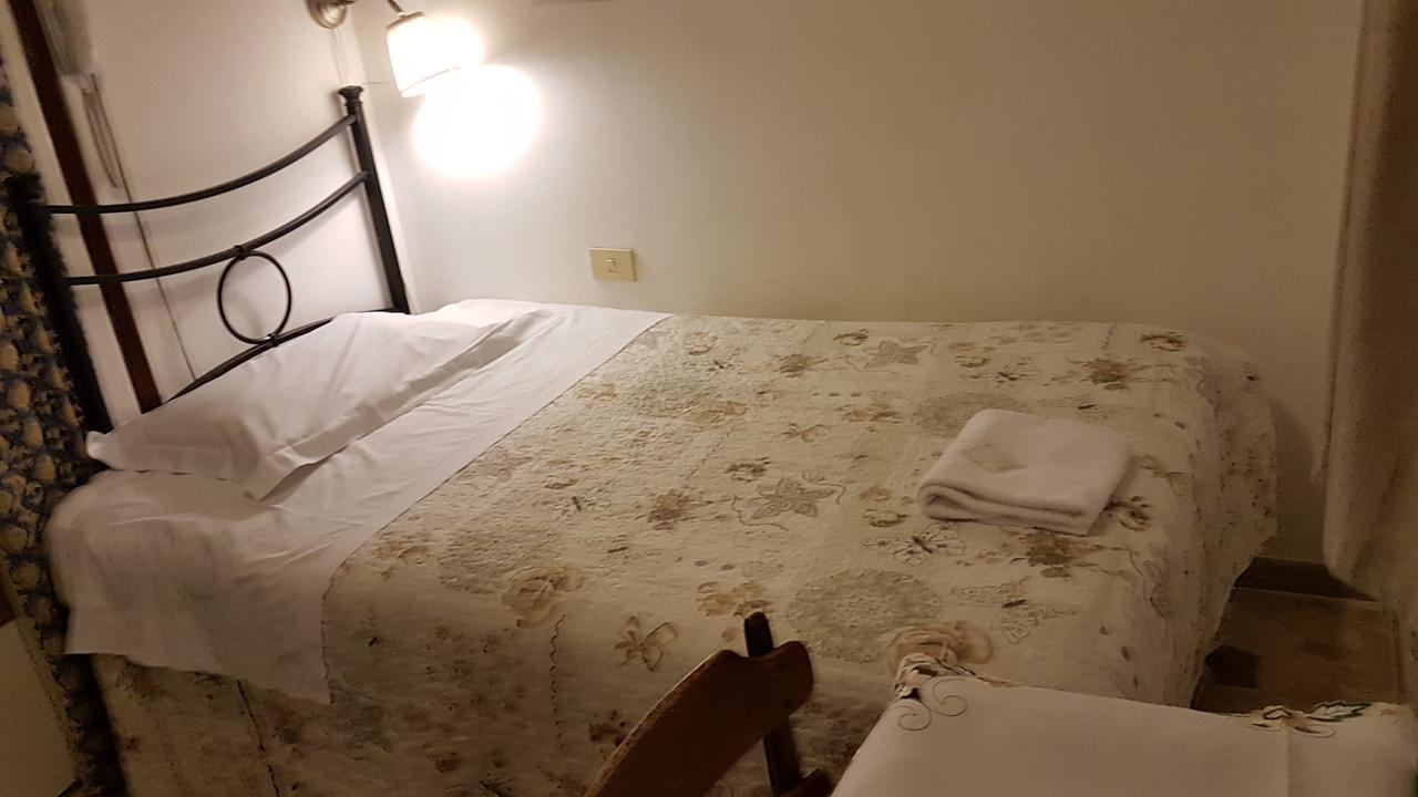 Casa Maya Souvenir Hotel Florence