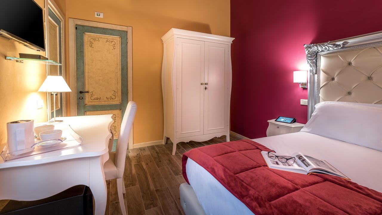 Guest house Residenza Conte Di Cavour & Rooftop 2*