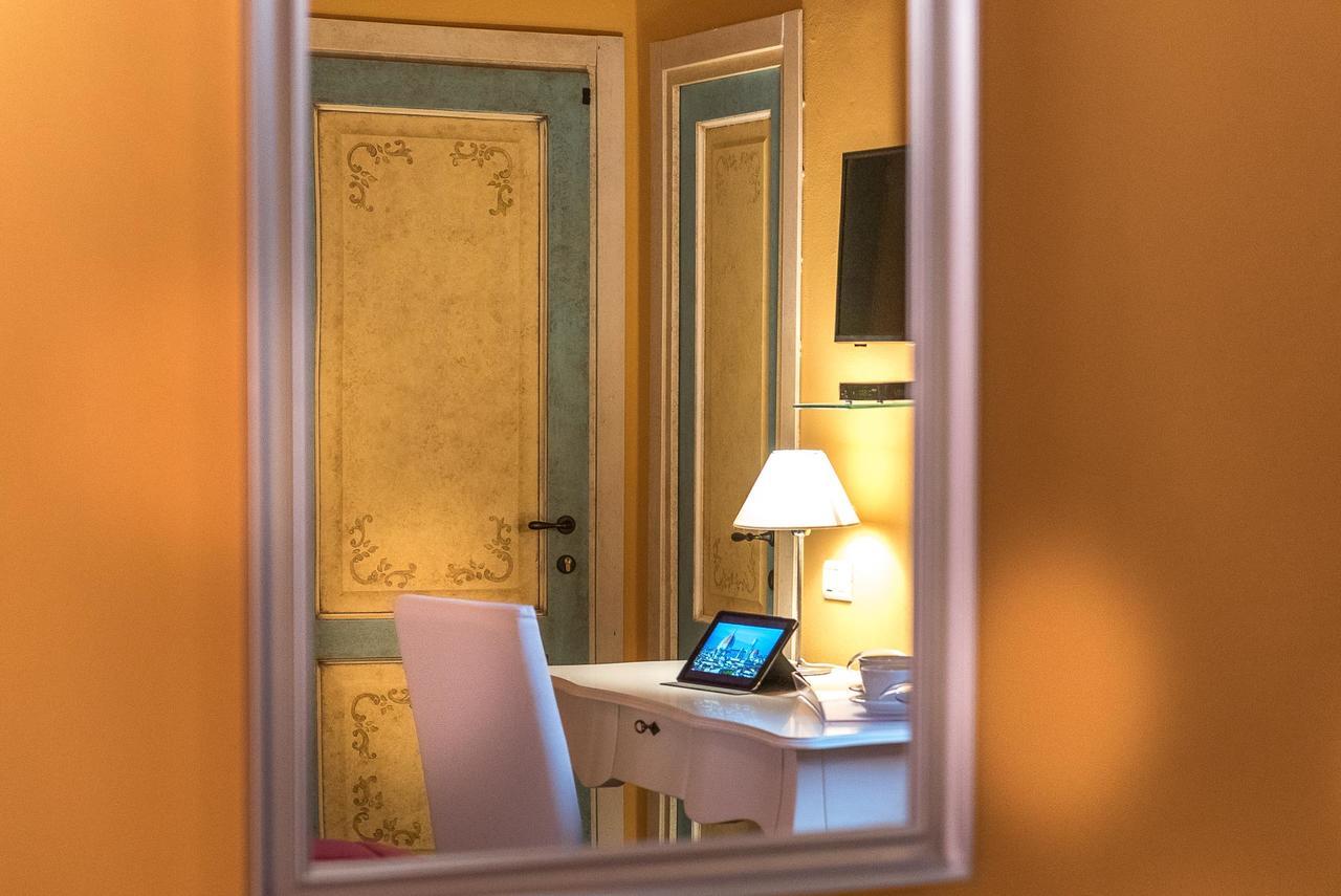 Residenza Conte Di Cavour & Rooftop Florence
