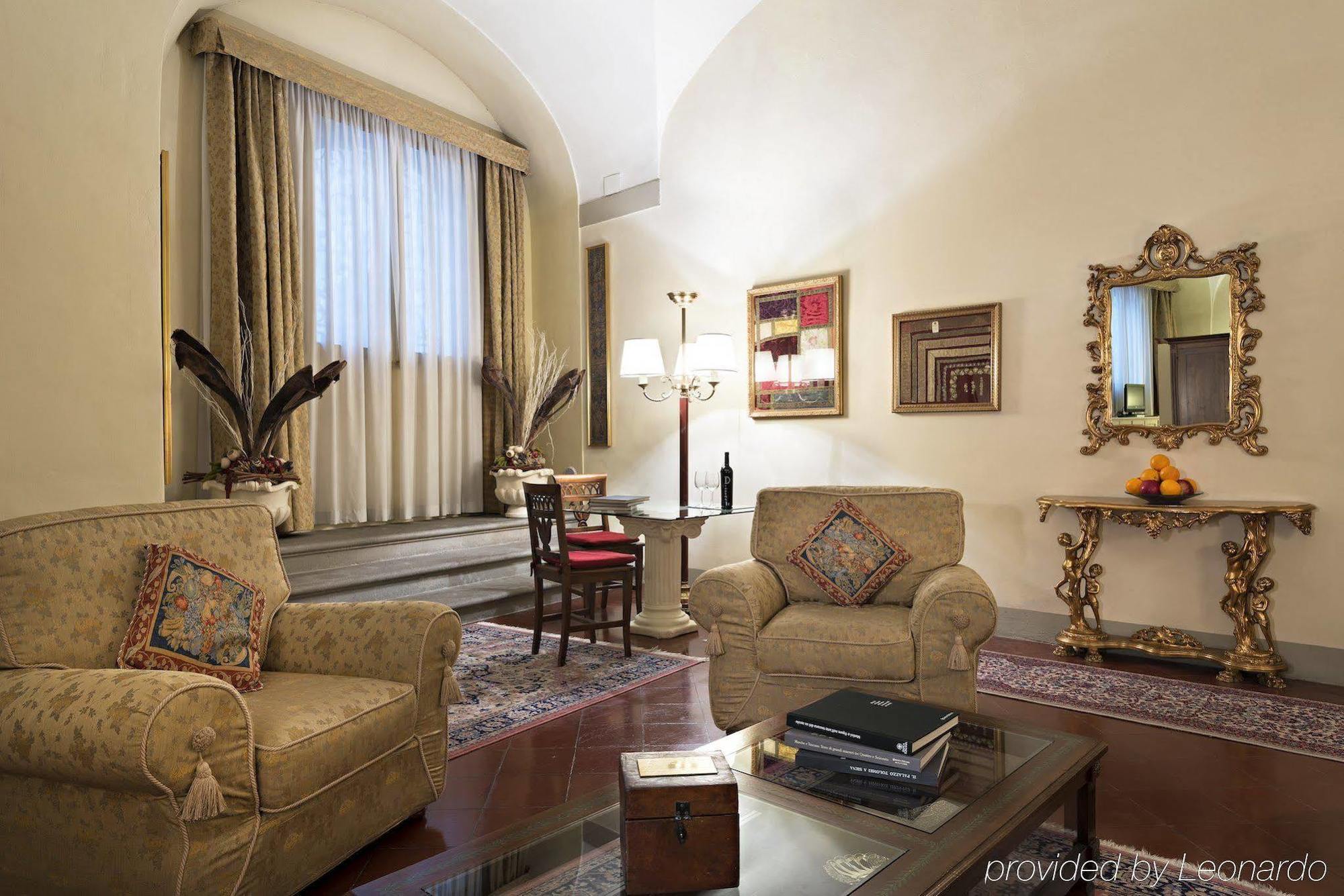 Palazzo Magnani Feroni, - Residenza D'epoca 3*