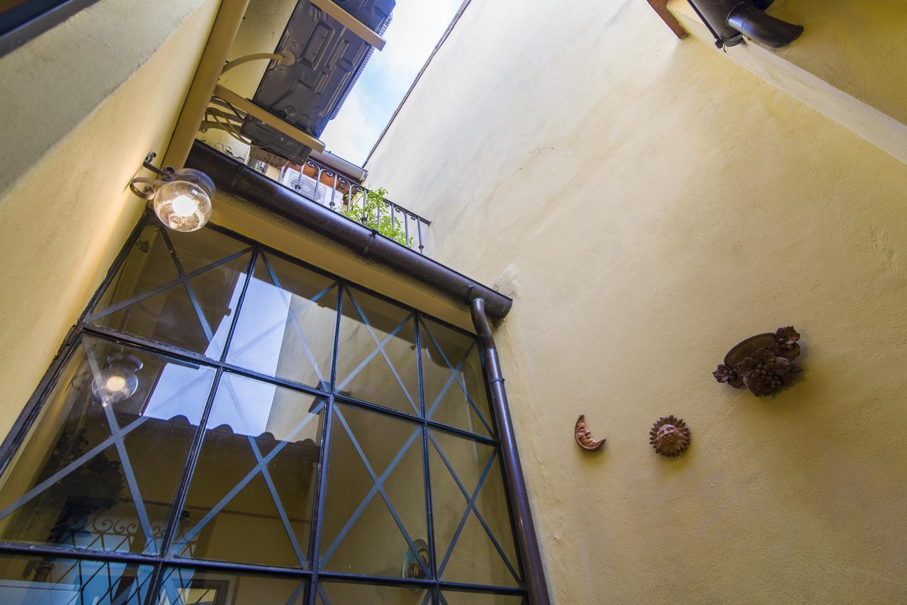 Ariento Romantic Apartment Florence