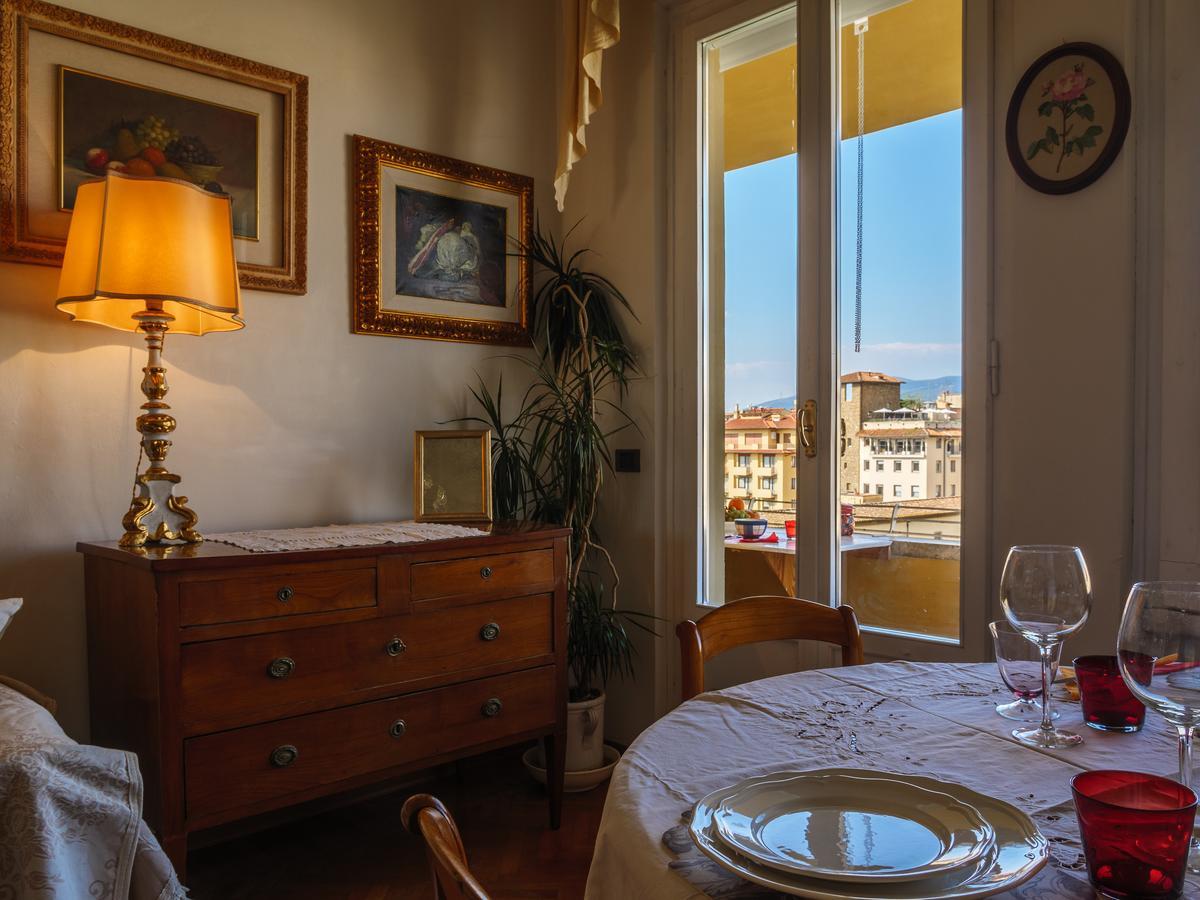 Ponte Vecchio Terrace * Florence