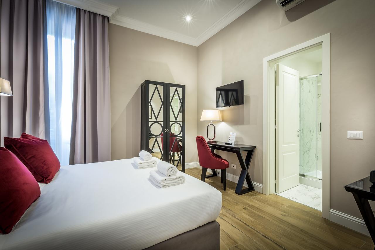 Emma Small Luxury 2*