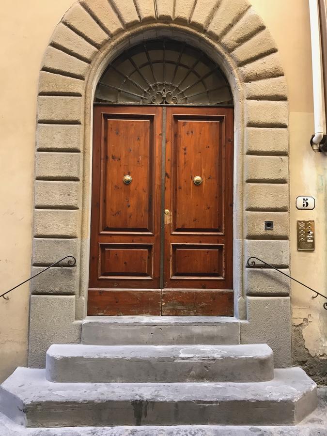 Authentic Flat In The Center