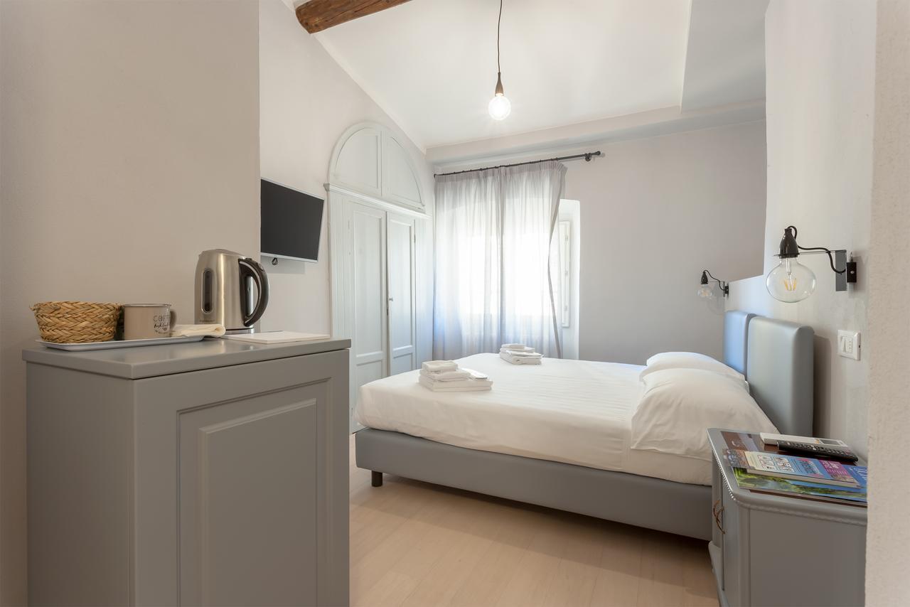 Santo Spirito Venti 3* Florence