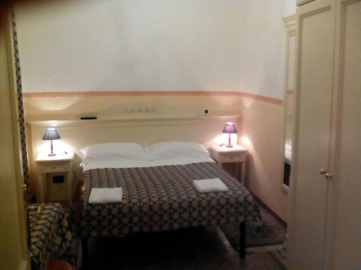 Casa Maya Souvenir Hotel Florence