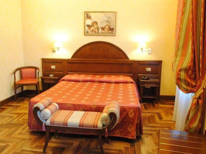 Boccaccio Hotel Florence