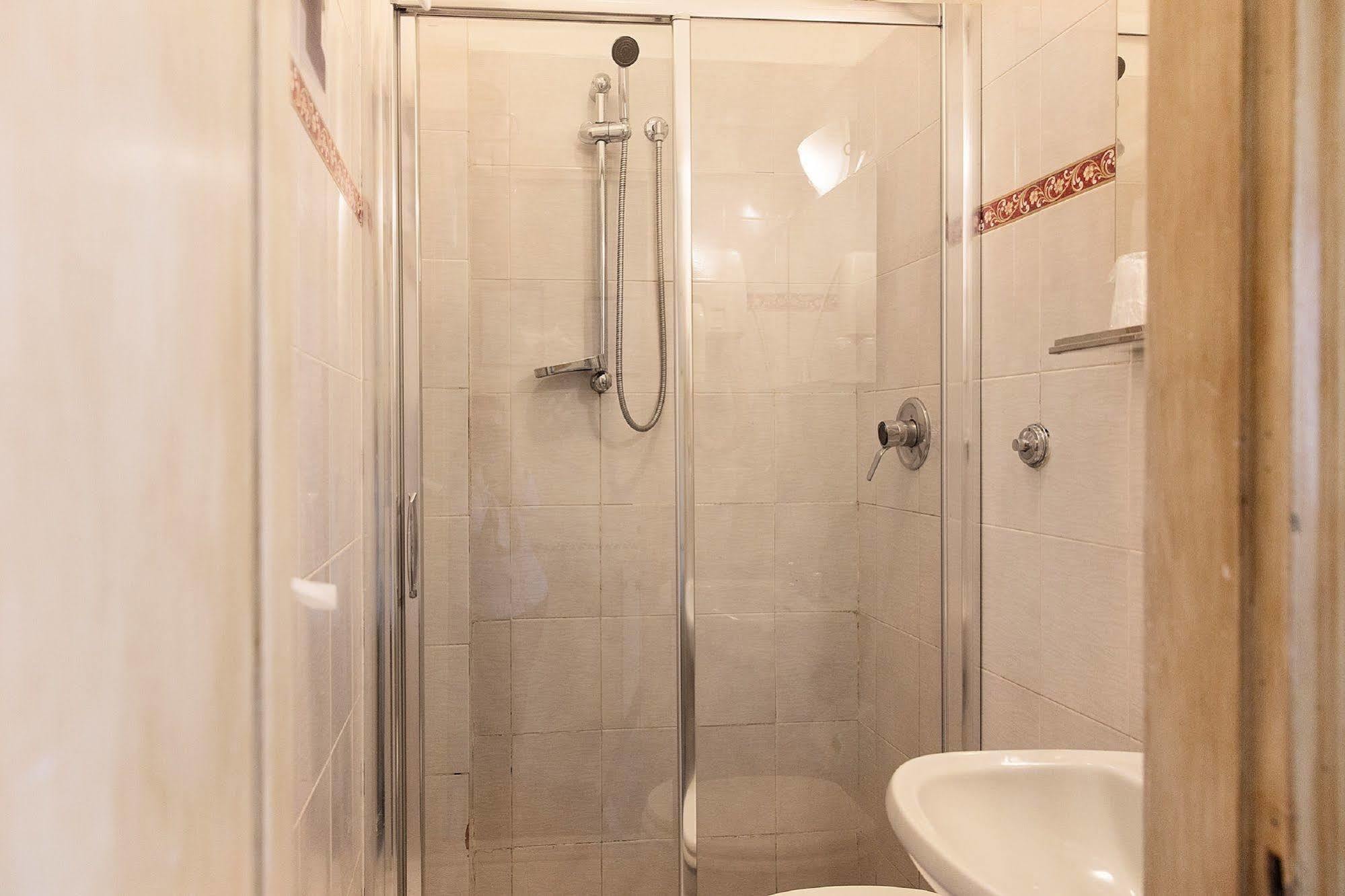 Andrea Hotel 3*