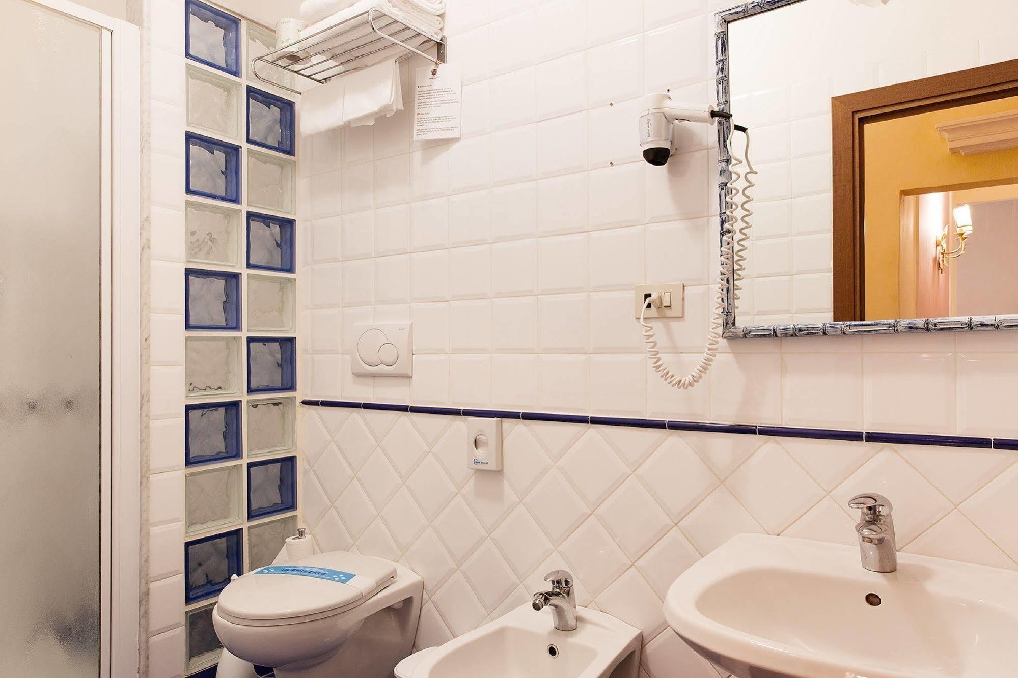 Andrea Hotel 3*