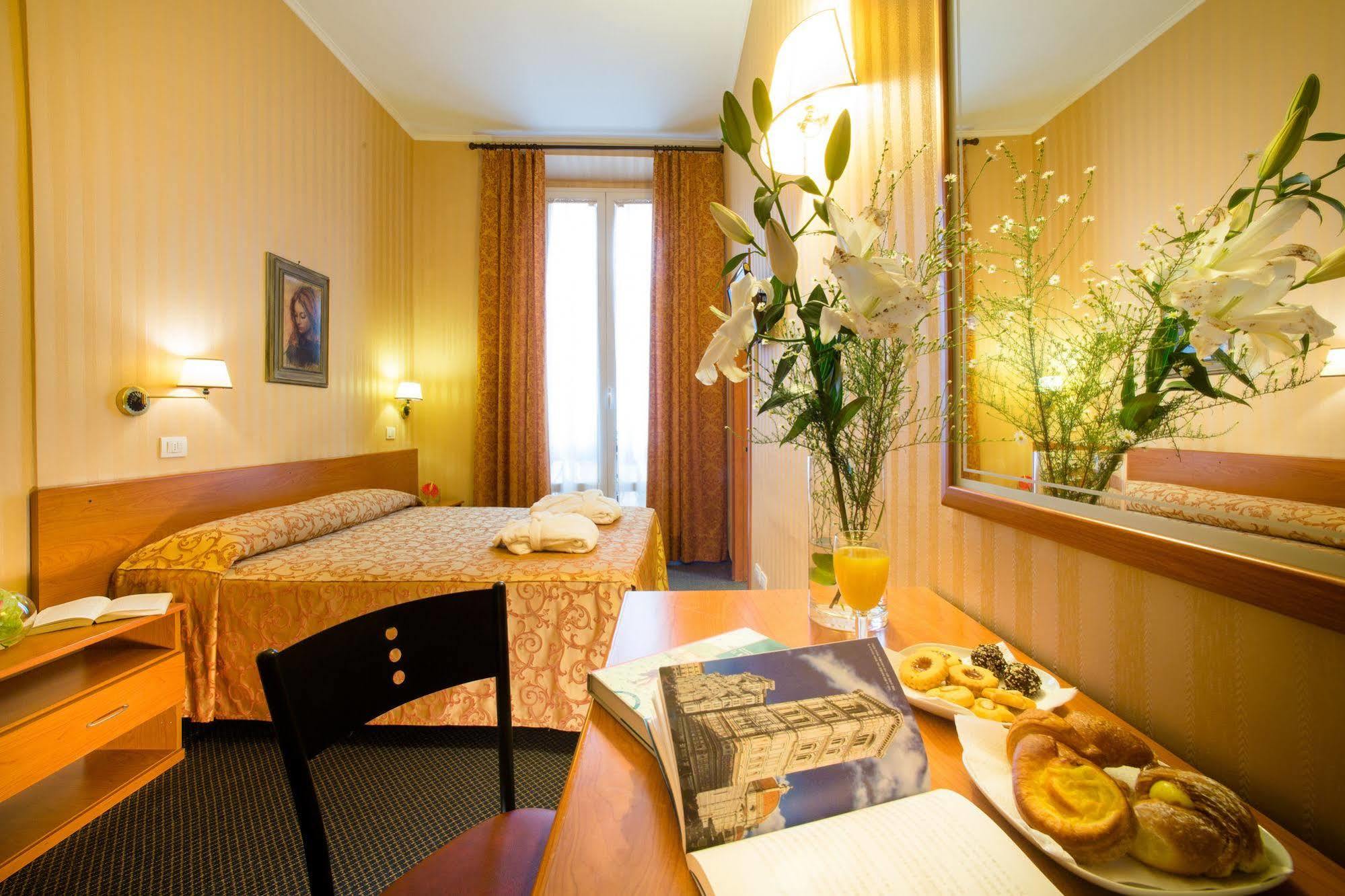 Hotel Montreal