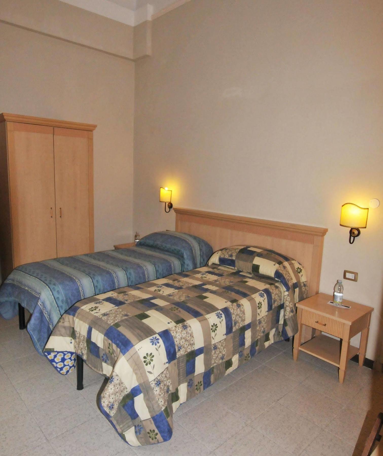Hhb Hotel Florença