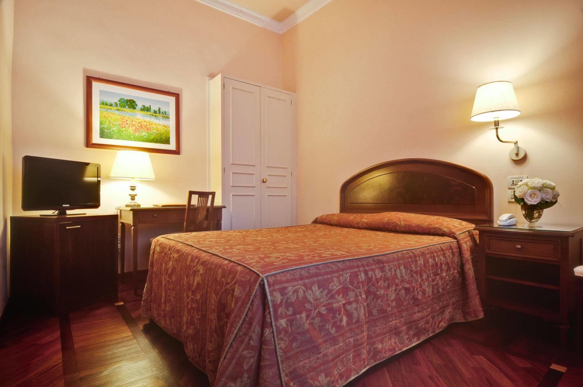 Pierre Hotel