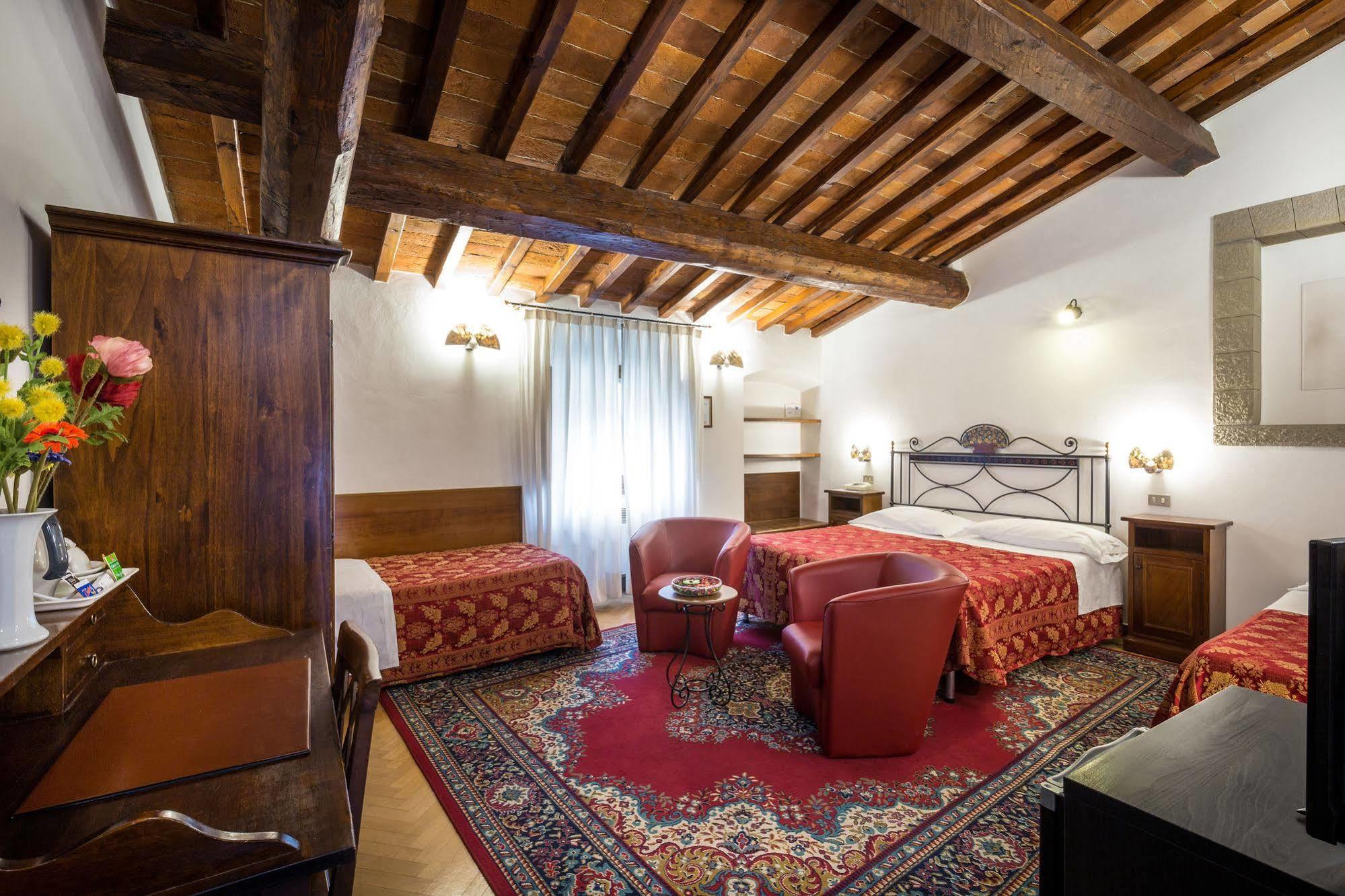 Hotel Collodi 2*
