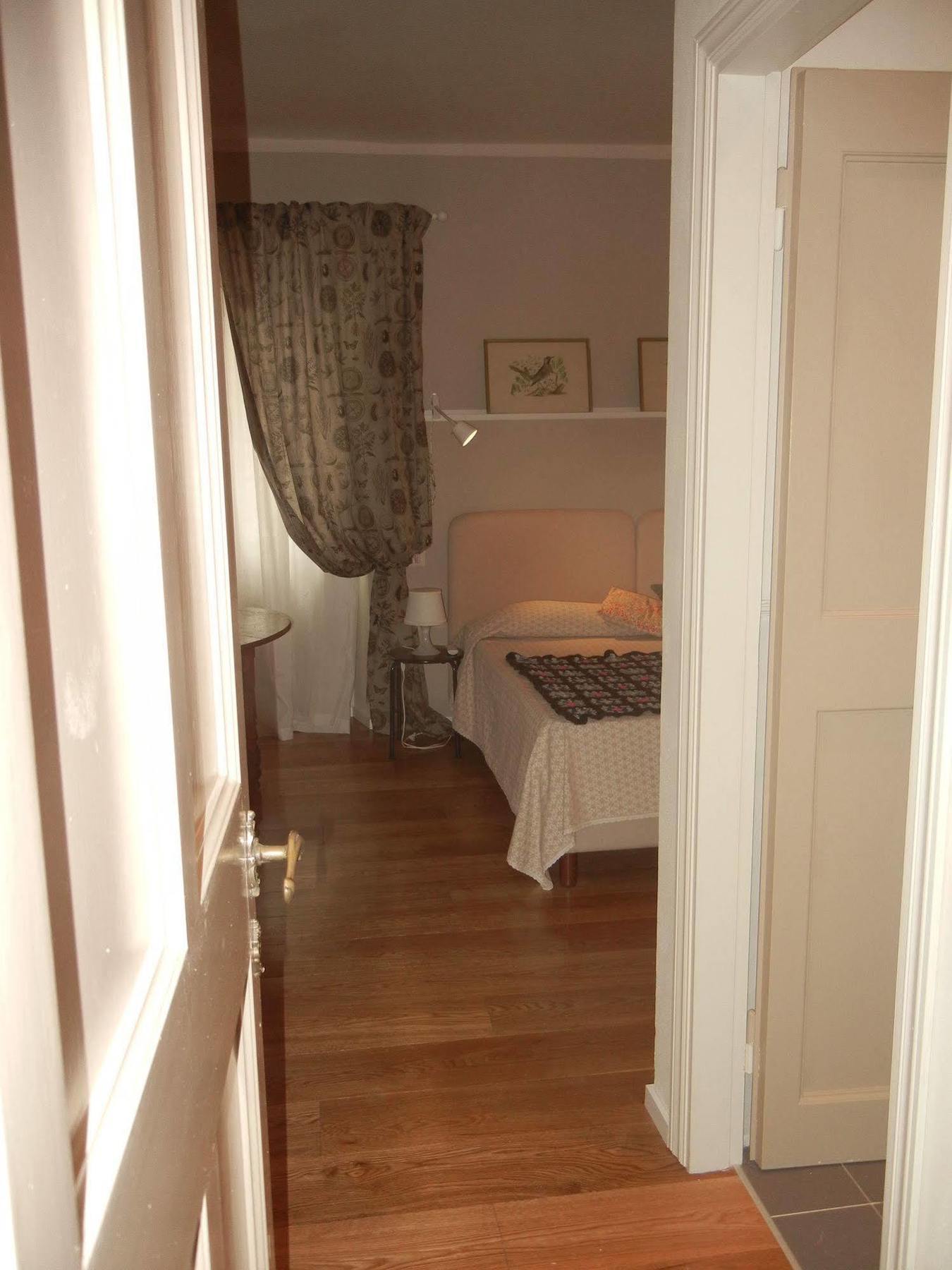 Ape Rosa Relais Bed & Breakfast 2*