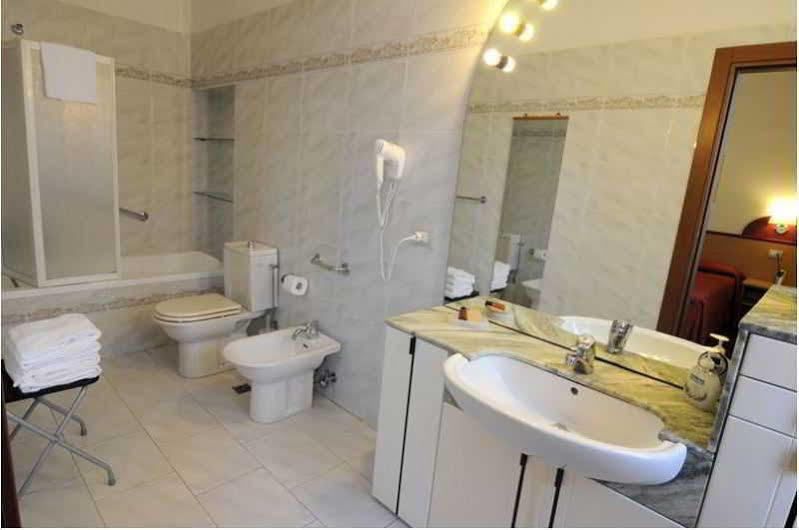 Aramis Deluxe Affittacamere Firenze