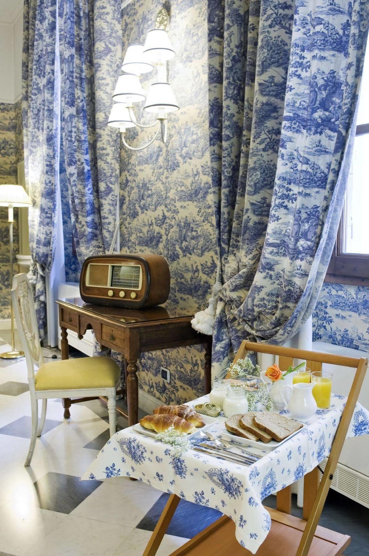 Alloro Bed & Breakfast 3*