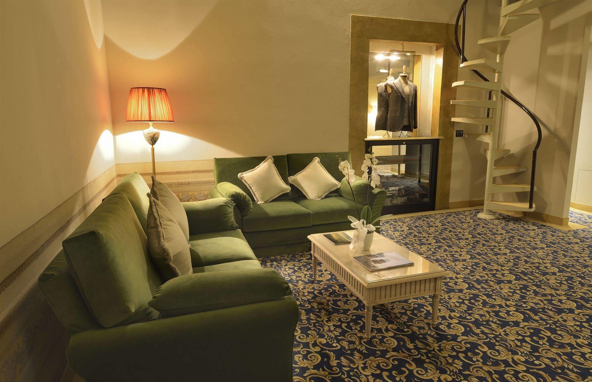 Palazzo Guicciardini 3* Florence