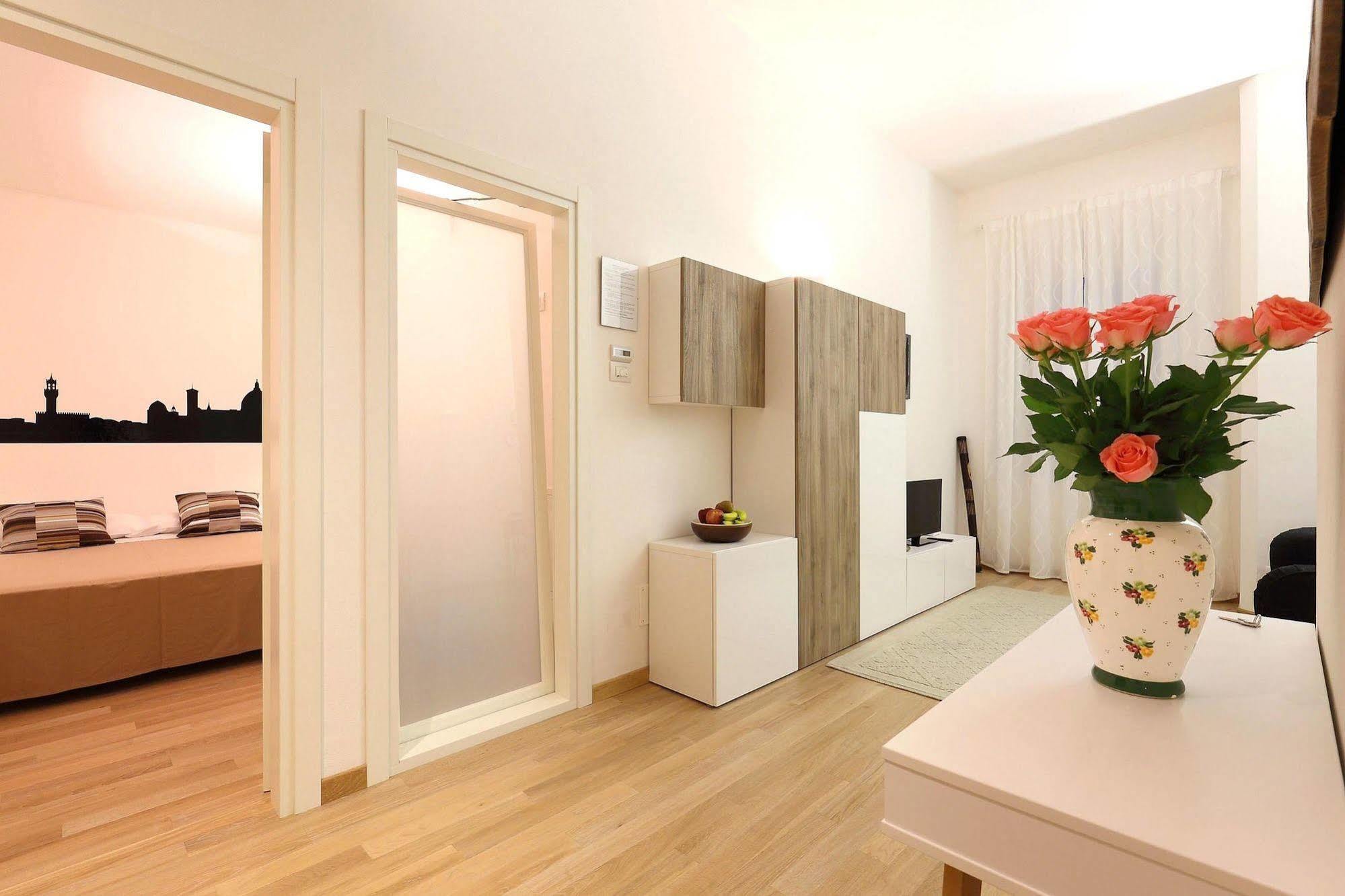 Relais White *