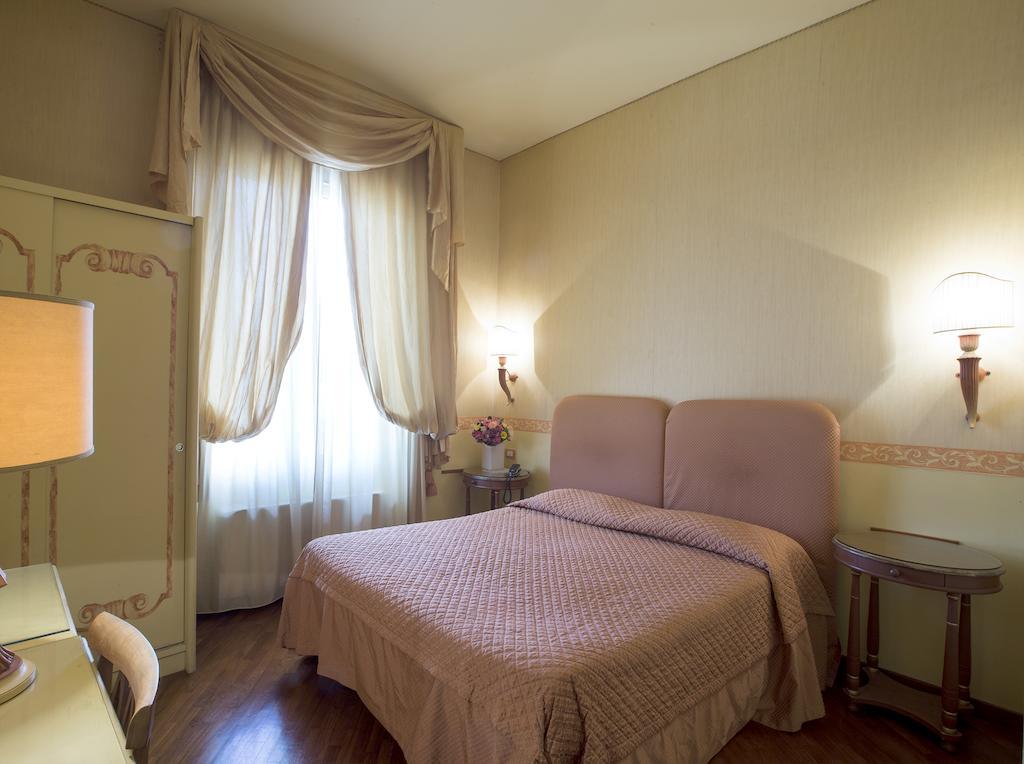 Hotel Aurora Florence