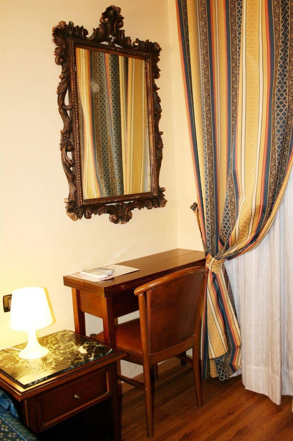Enza 2* Florenz