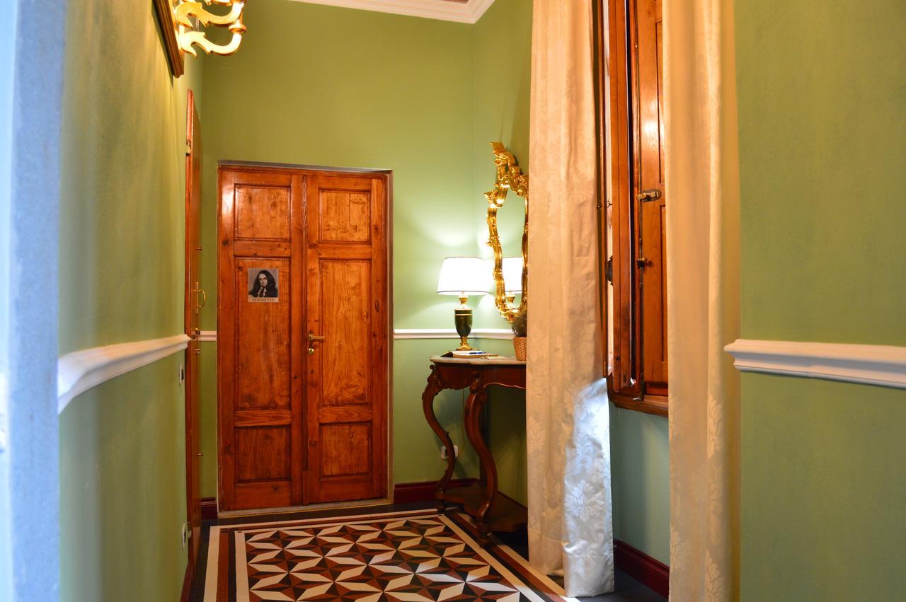 Boutique Torre De' Conti 2*