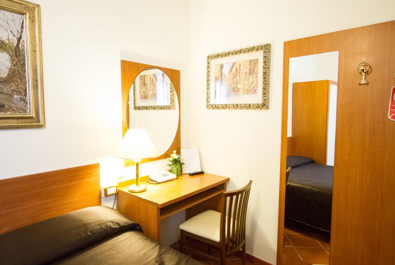 Maxim Axial Hotel
