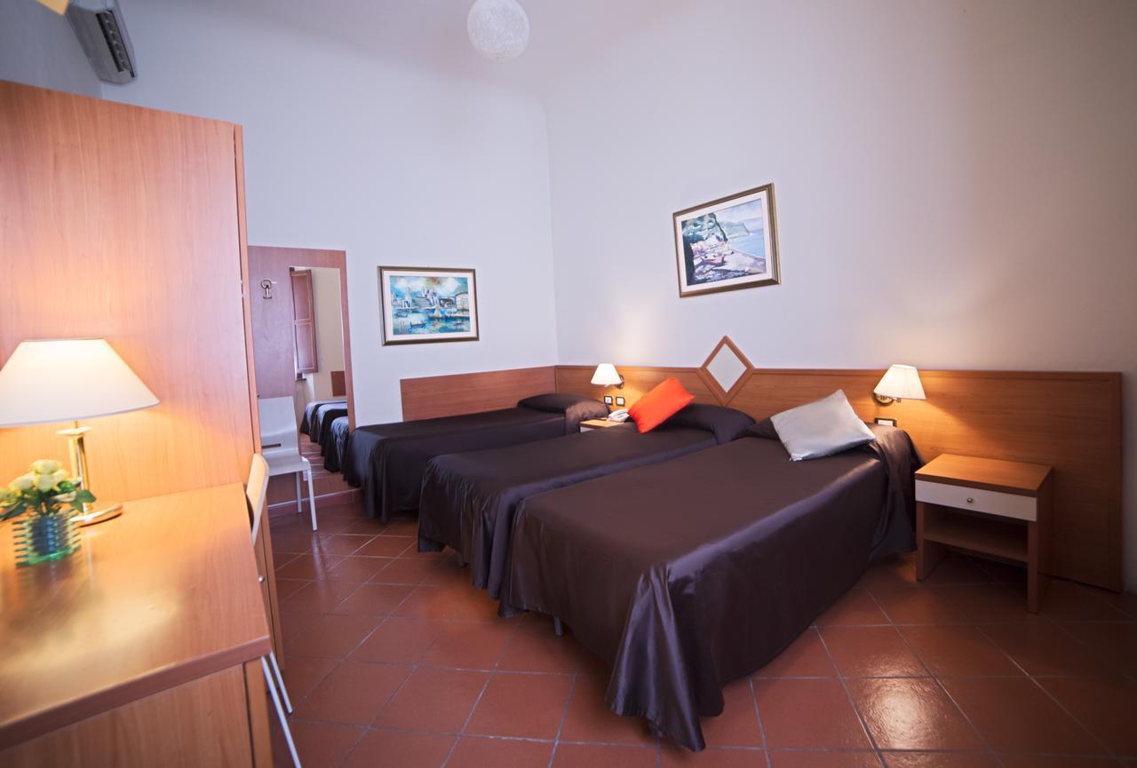 Hotel Maxim Axial