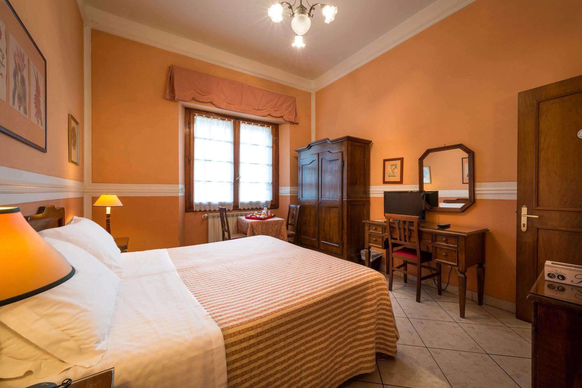 Old Bed & Breakfast 3*