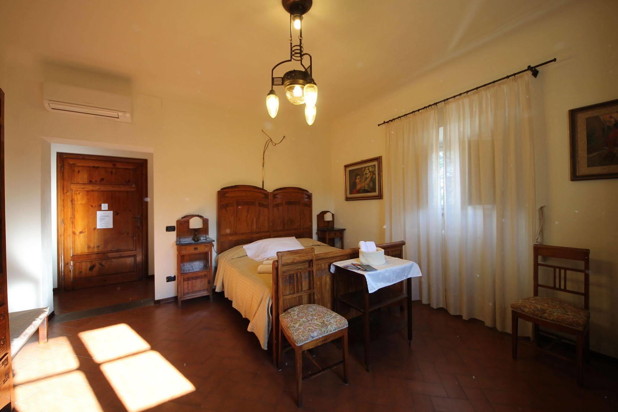 Nardi - Residenza D'epoca Hotel 2*