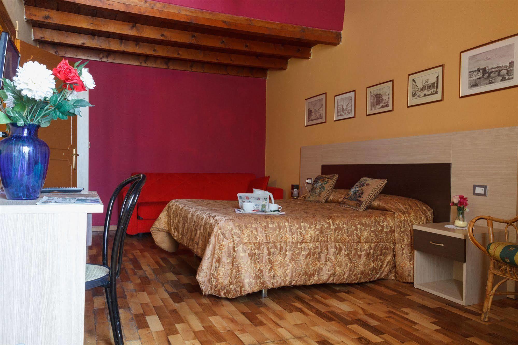 San Lorenzo Hotel 2*