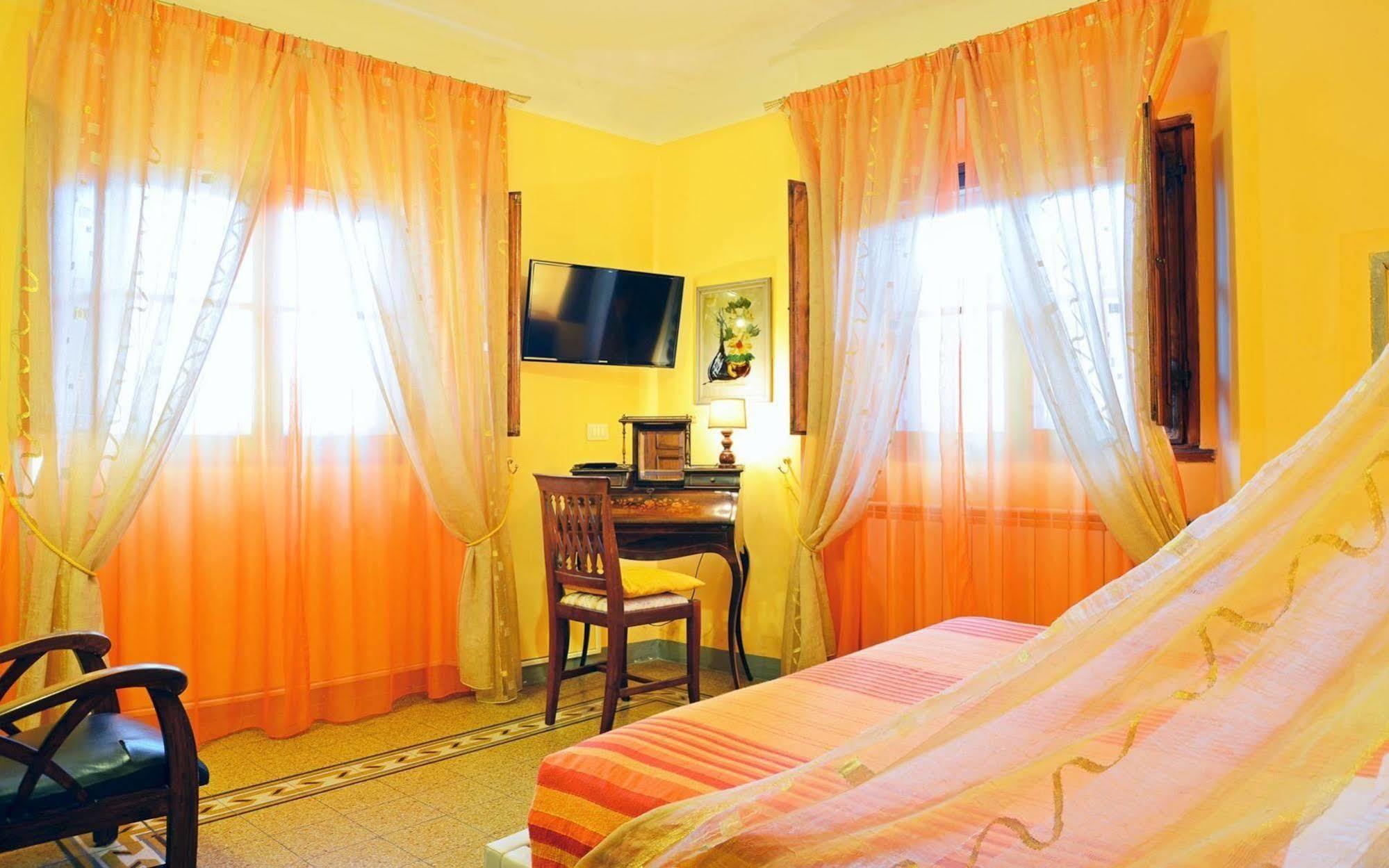 Sani Tourist House Guest house 3*