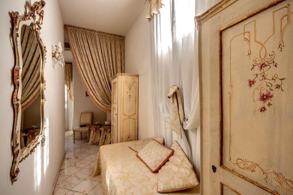 Dream Domus Couette-café 3*