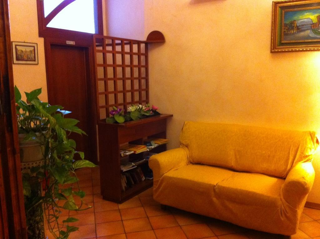 Hotel Elite 2*
