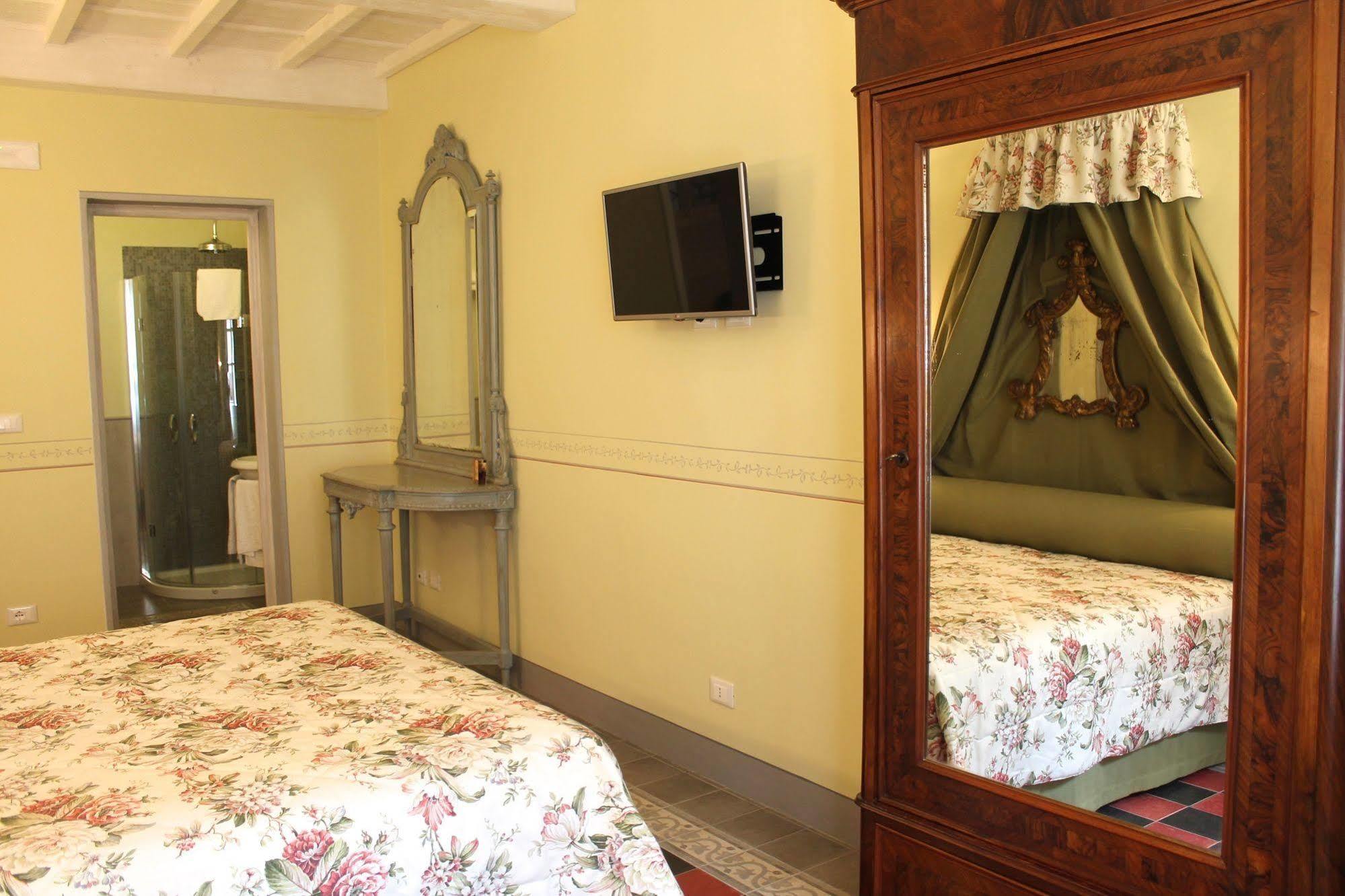 Bed & Breakfast Corte Dei Neri Residenza D'epoca Florence
