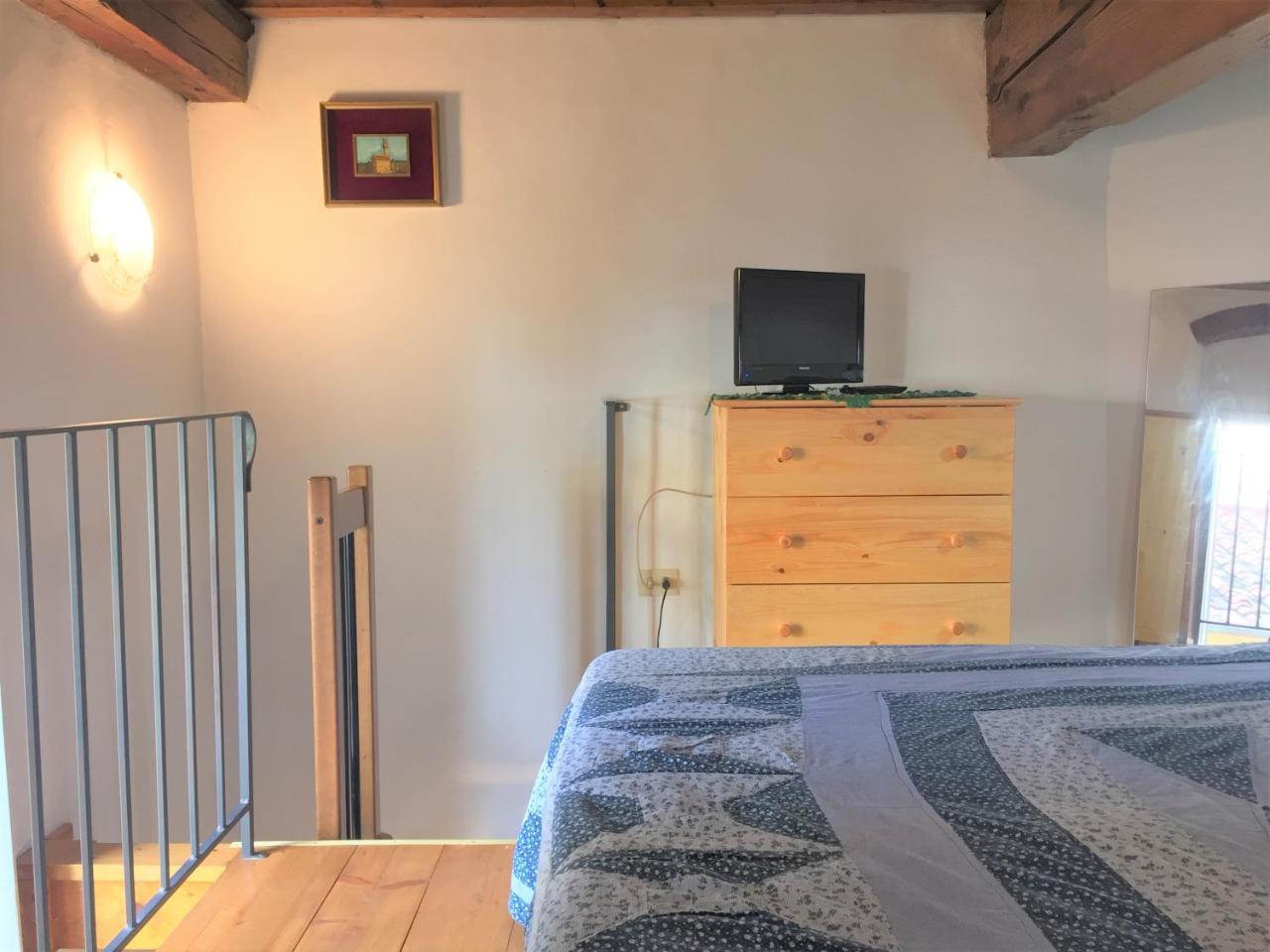 Apartment Piazza Goldoni Studio In The Heart Of