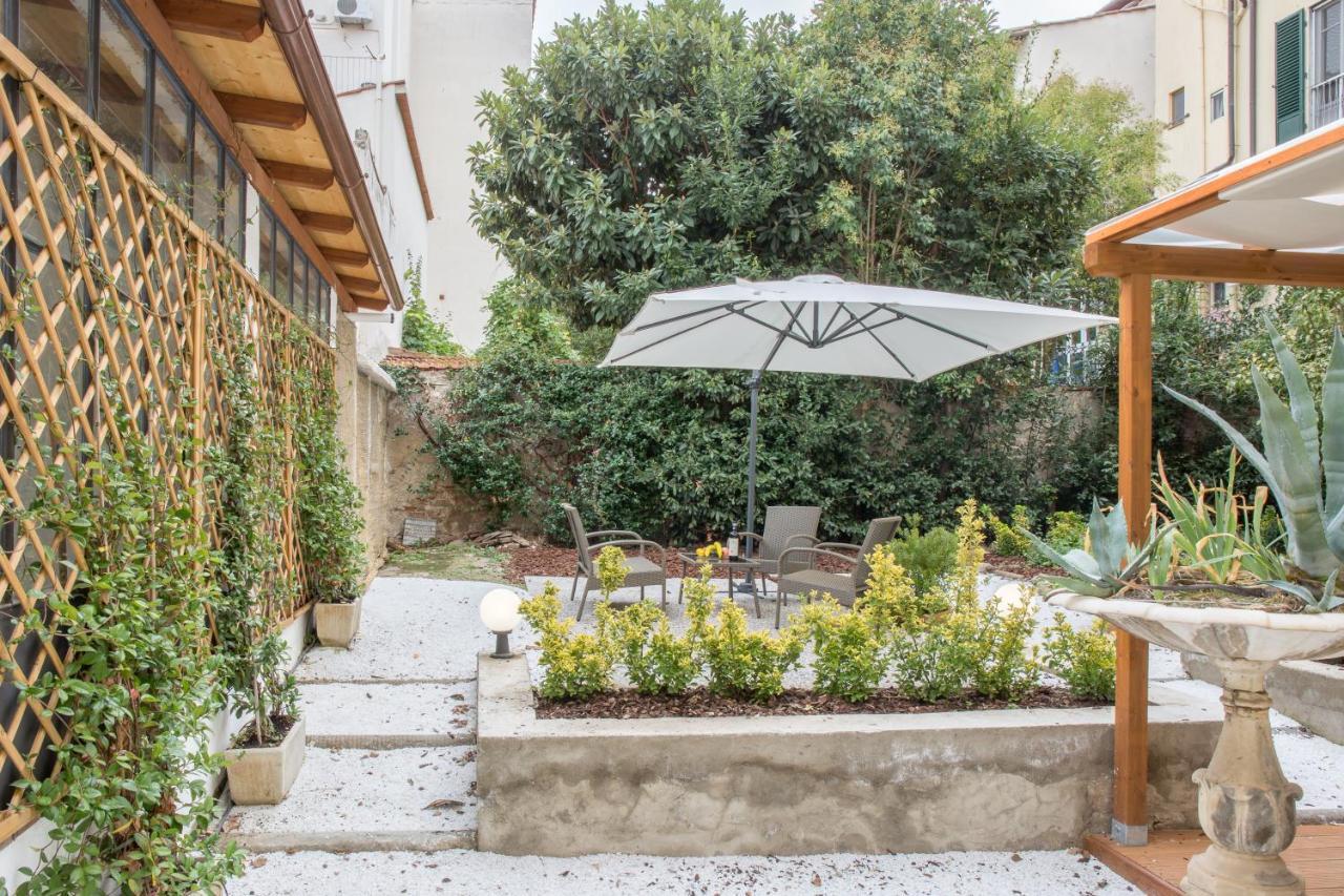 Pilastri Majestic Garden By Mmega * Florence