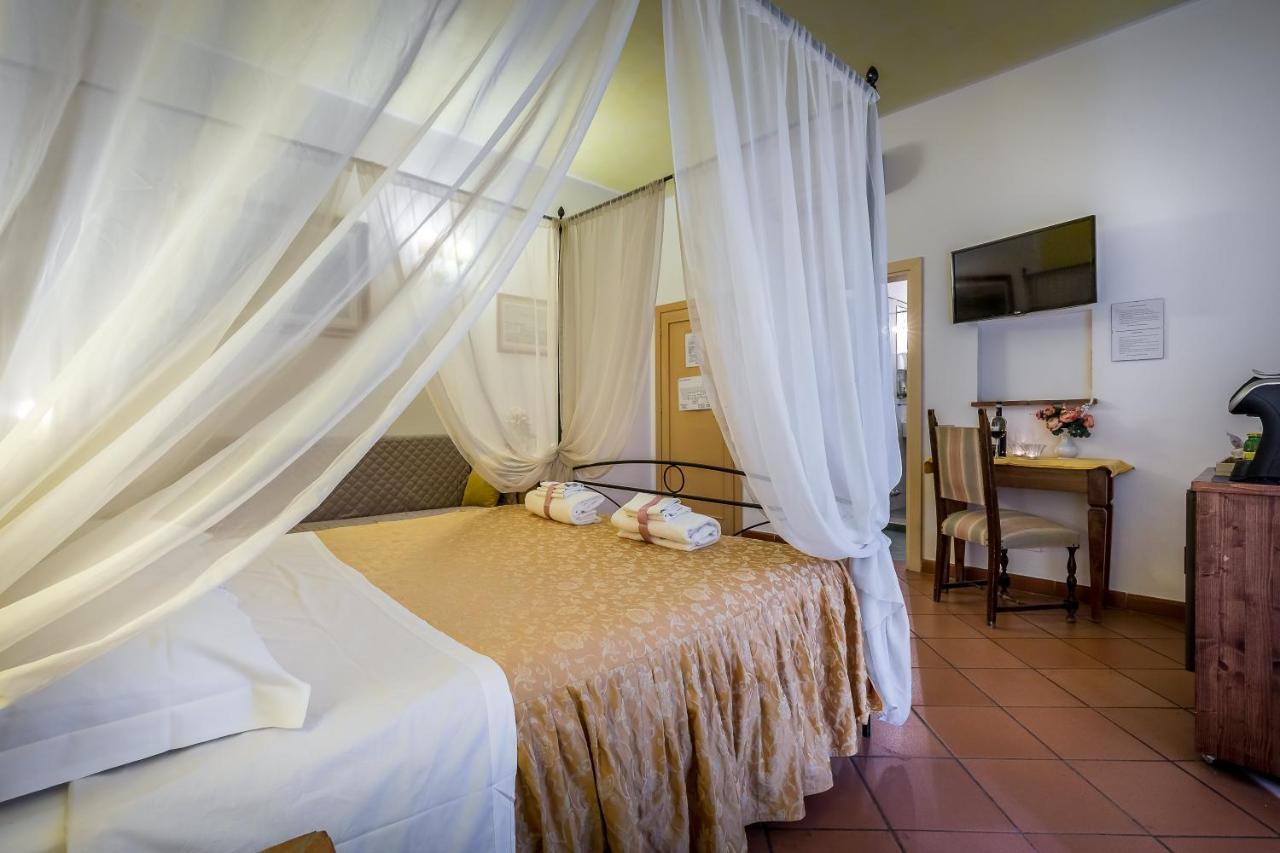 Dimora Altea Bed & Breakfast 3*