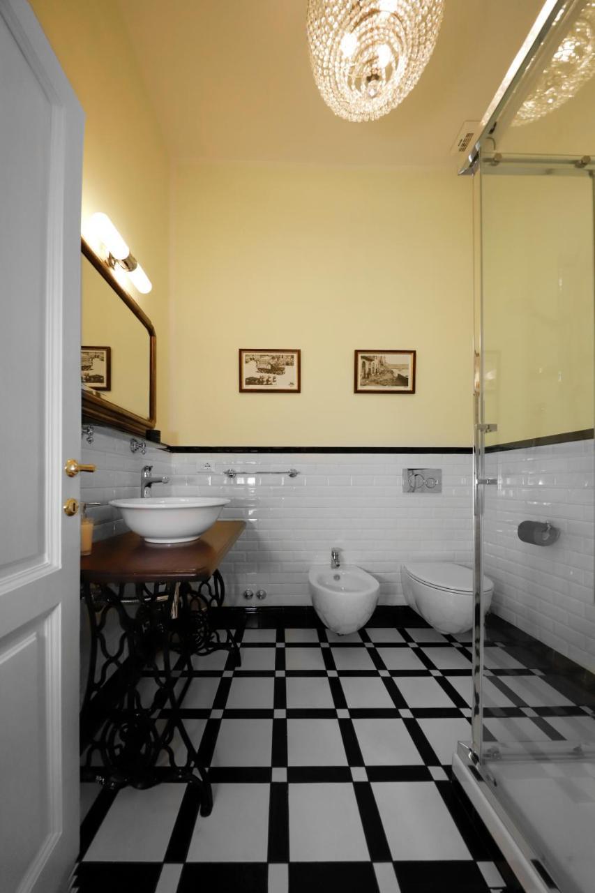 Residenza Cecchi Bed & Breakfast 3*