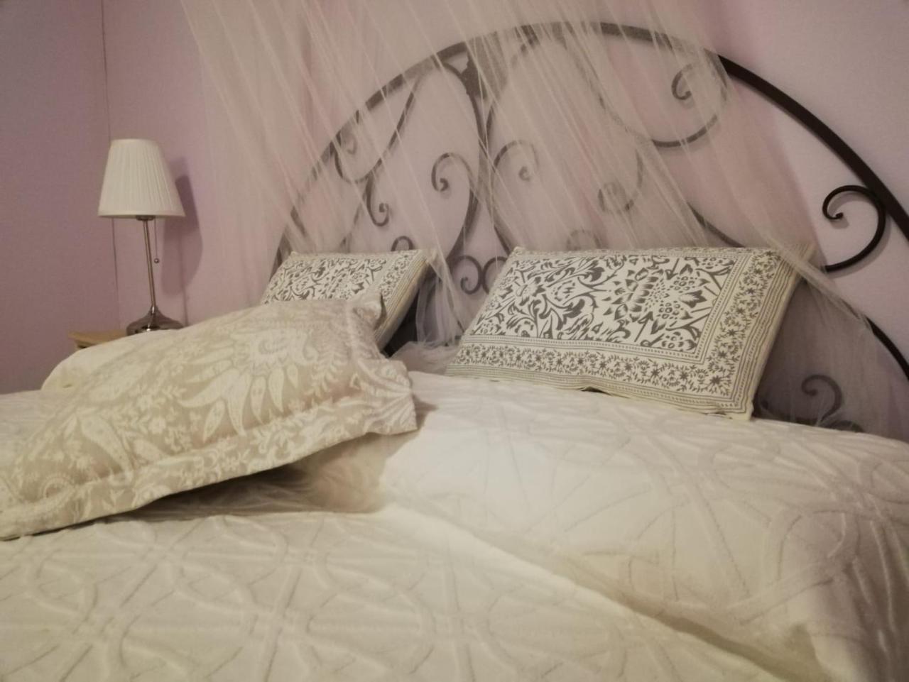 La Rosa Townhouse 3*