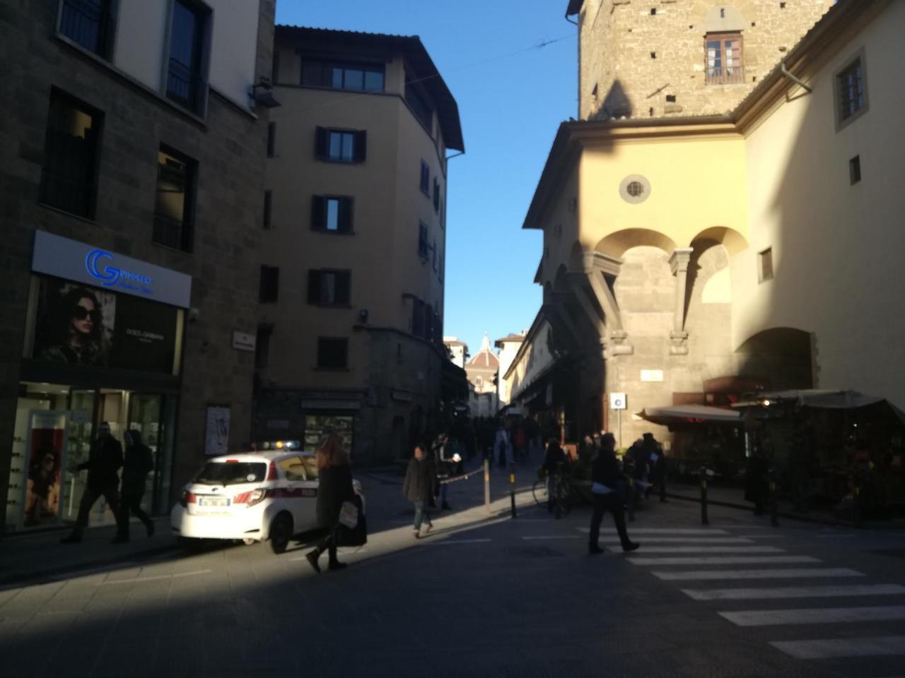 Ponte Vecchio - Guicciardini N. 10 Firenze