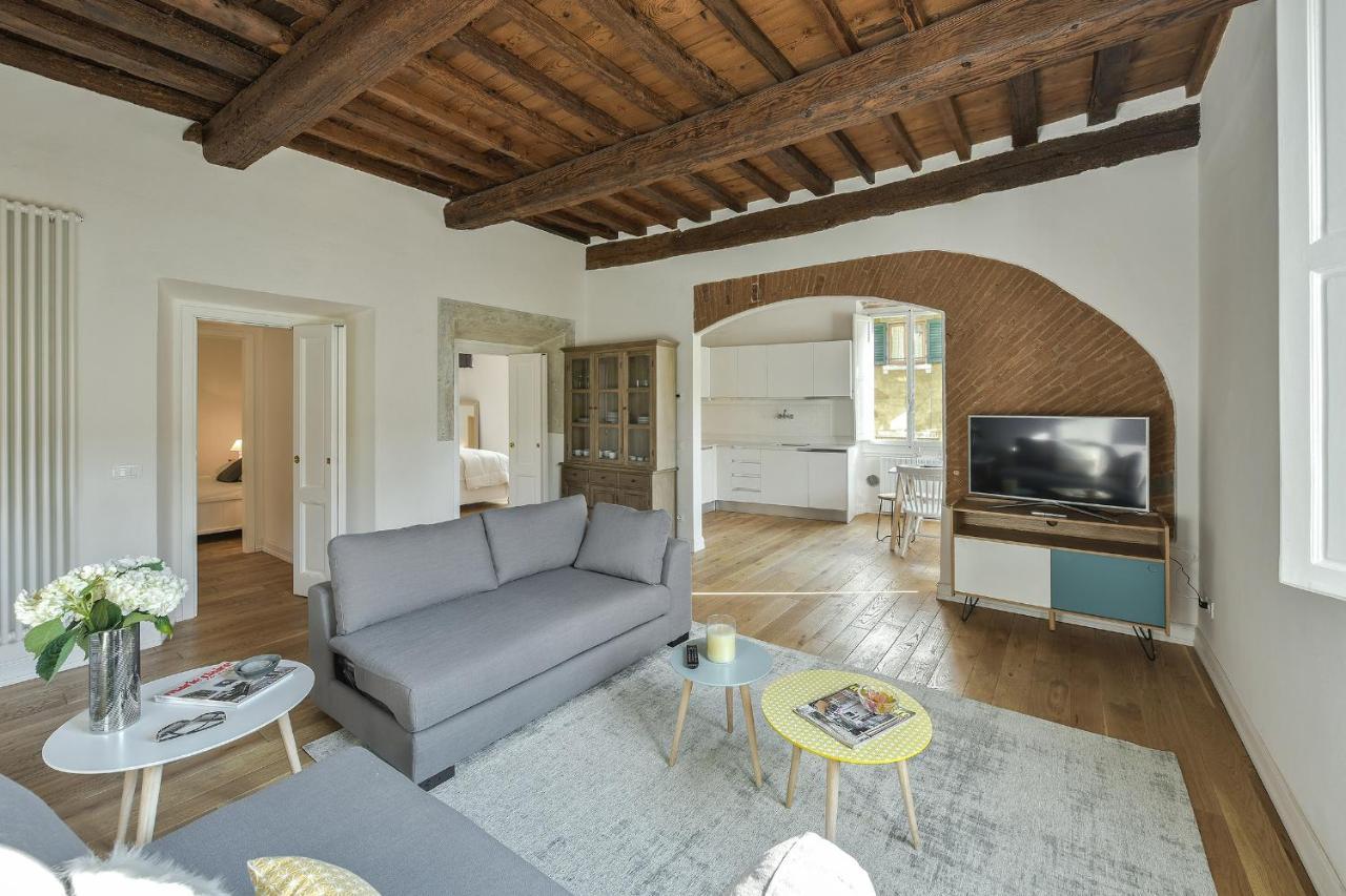 - Oltrarno Elegance Apartment *