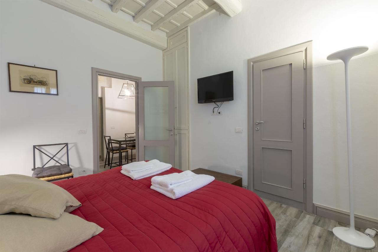 Ponte Vecchio's Nest Apartment